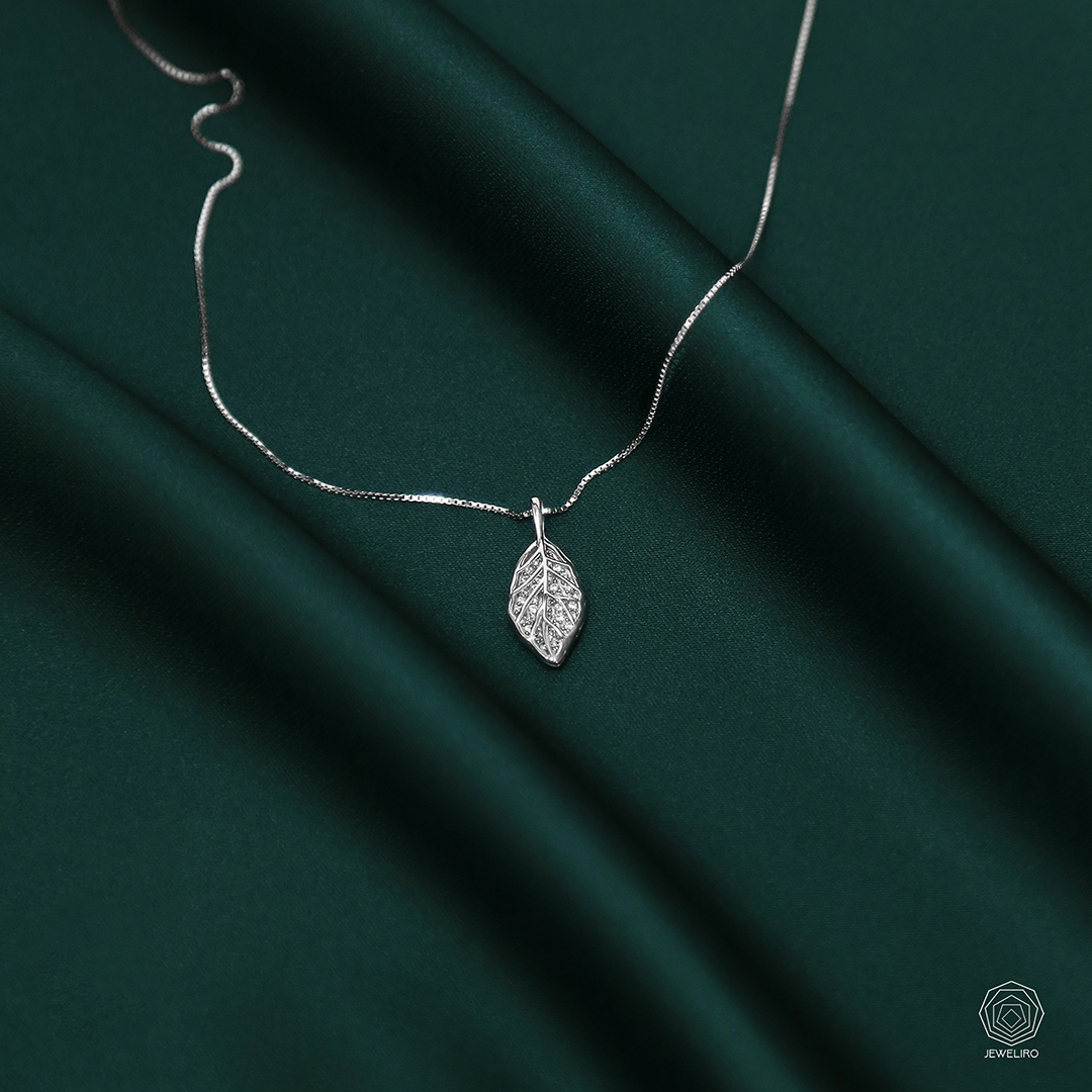 Silver-Leaf-Pendant-Necklace-JS.NNW.20165-main خرید گردنبند نقره برگ الماس