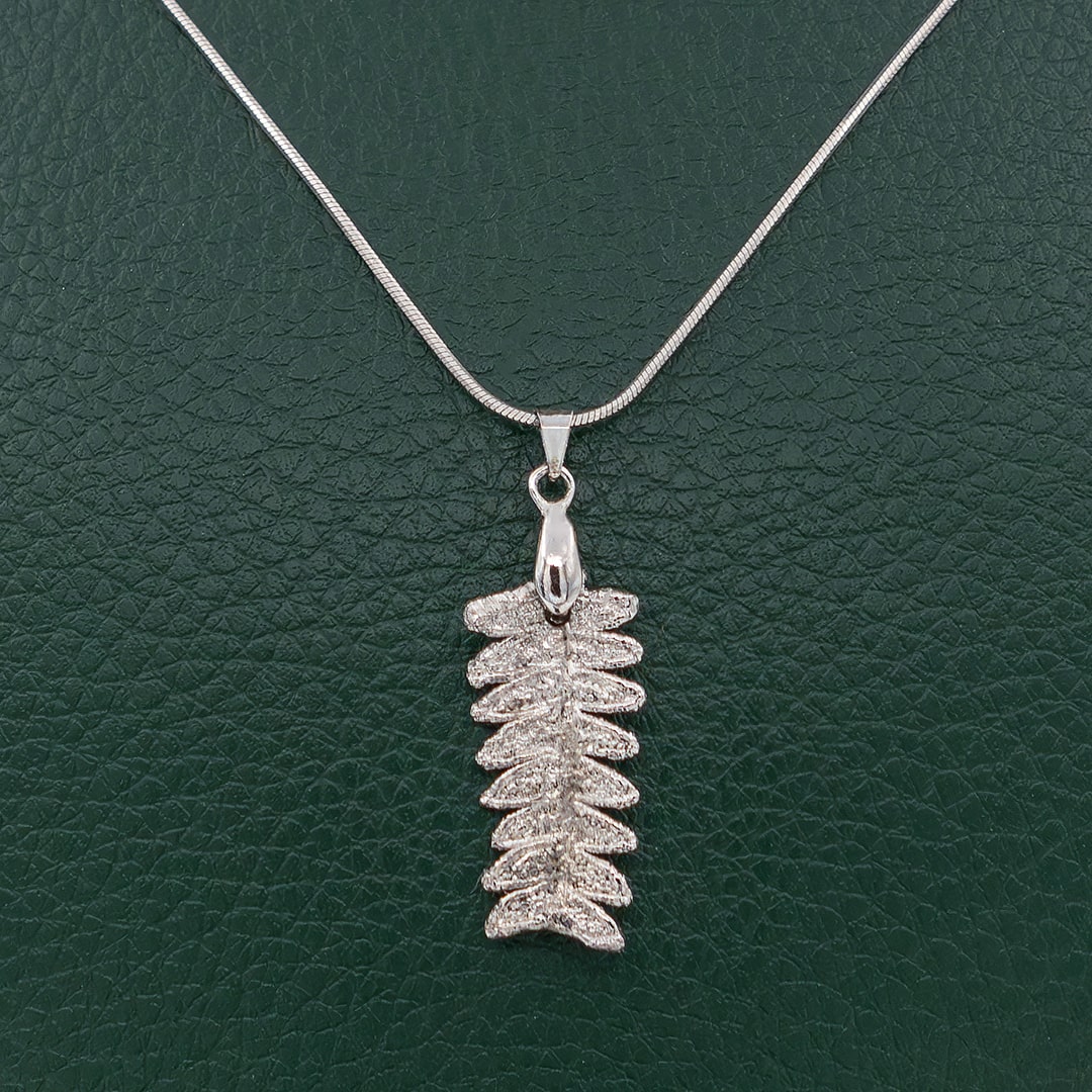 آویز شیک و دخترانه برگ سرخس روکش رودیوم